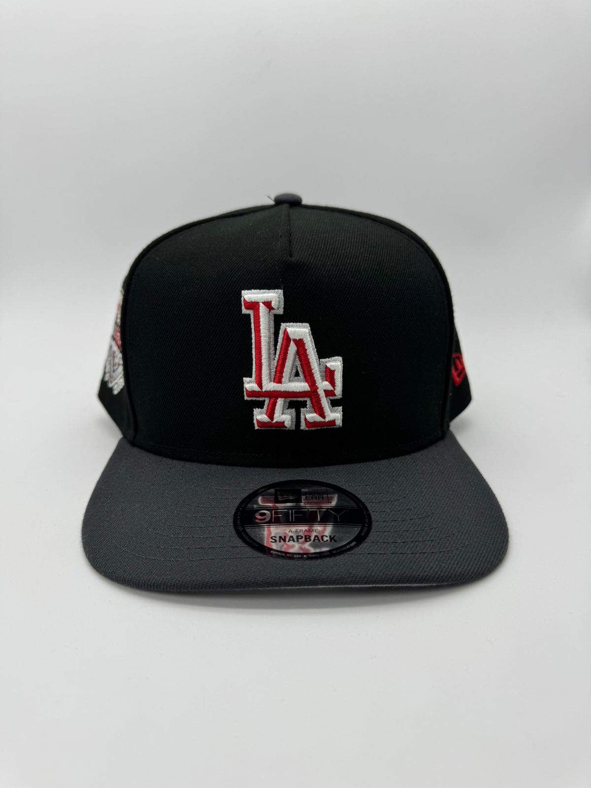 NEW ERA LA GRIS/NEGRA
