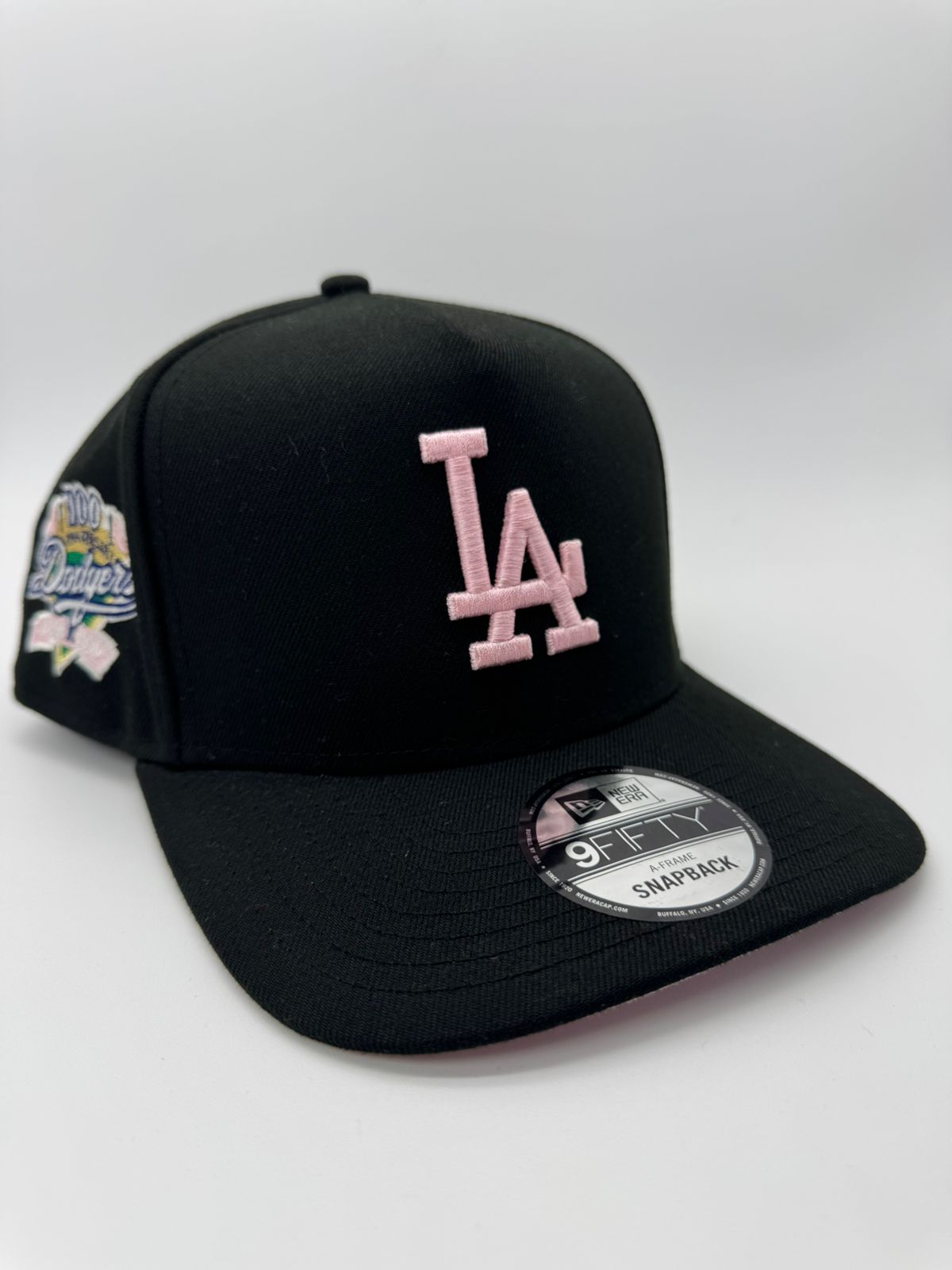 NEW ERA LA ROSA