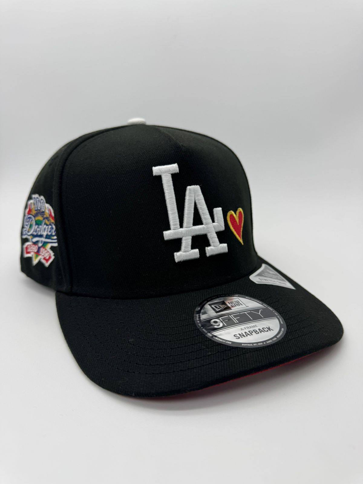NEW ERA LA CORAZON ROJO
