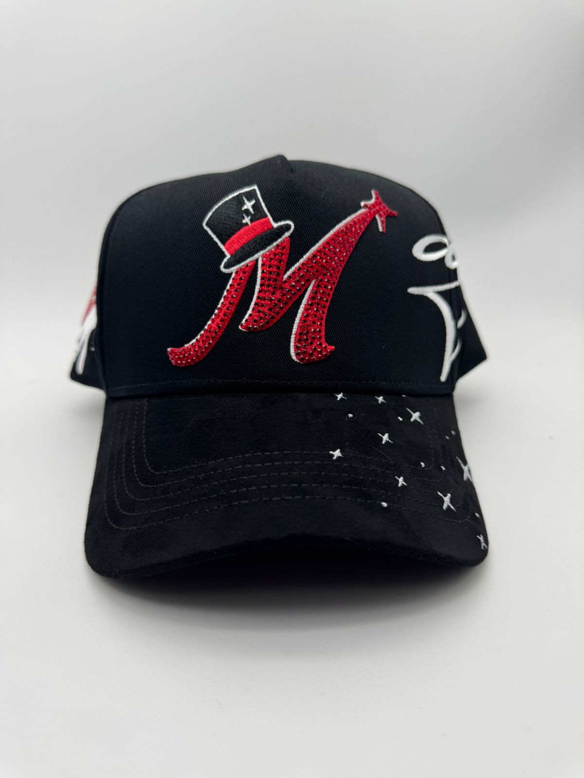31 HATS MAGO ROJA