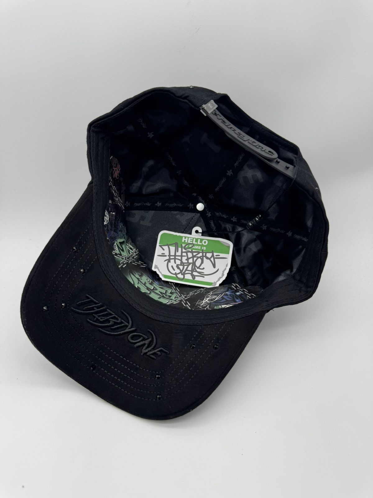 31 HATS BLACK OUT