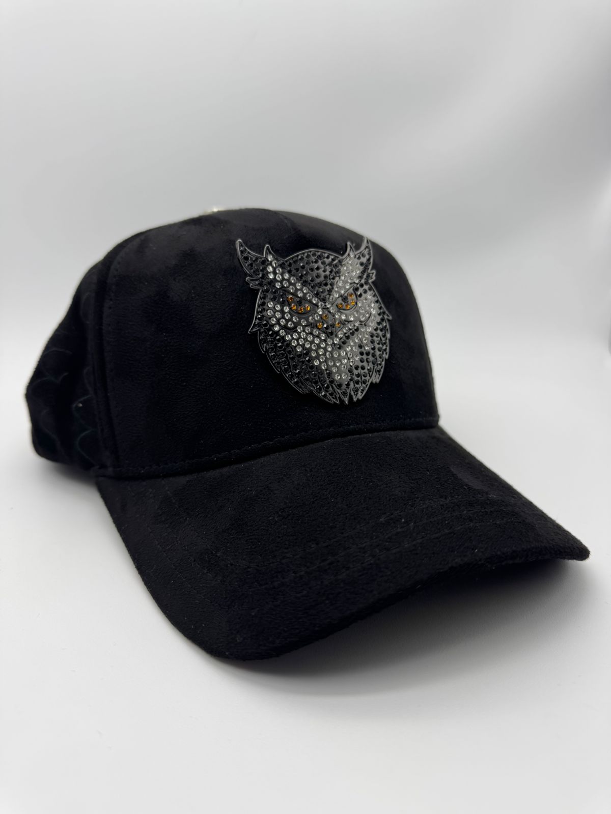 BARBAS HATS EL BUHO
