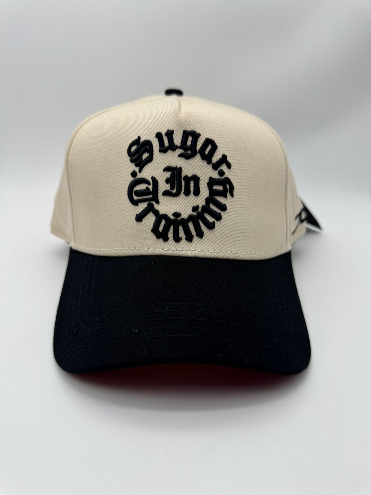 JC HATS SUGAR BEIGE/NEGRA