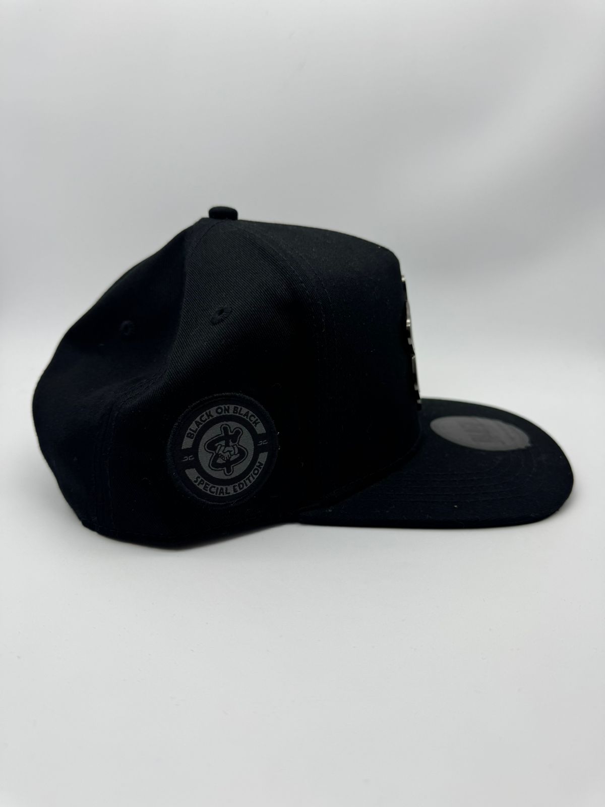 JC HATS PLACA $