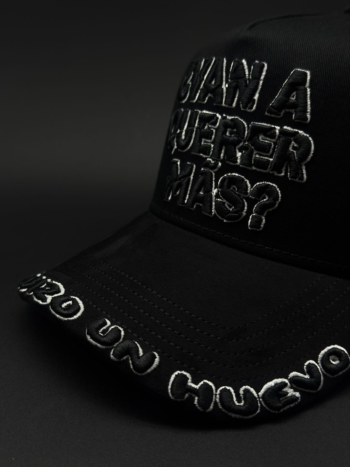 120 HATS  " VAN A QUERER MAS "