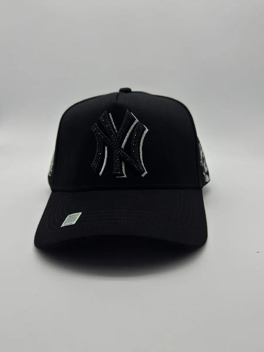 GORRA BIG BOSS X KEVIN HATS NY CRISTALS
