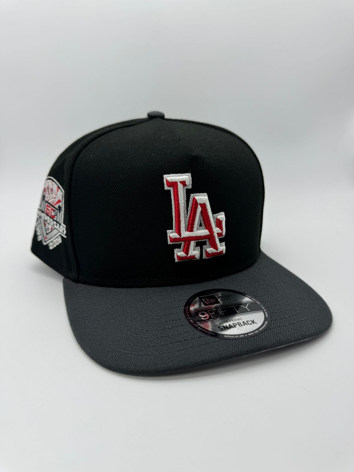 NEW ERA LA GRIS/NEGRA