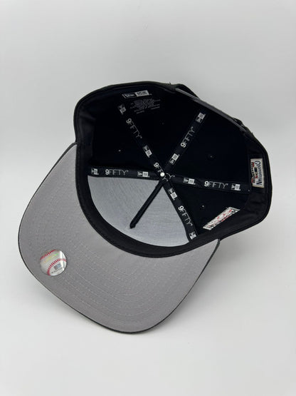 NEW ERA LA GRIS/NEGRA