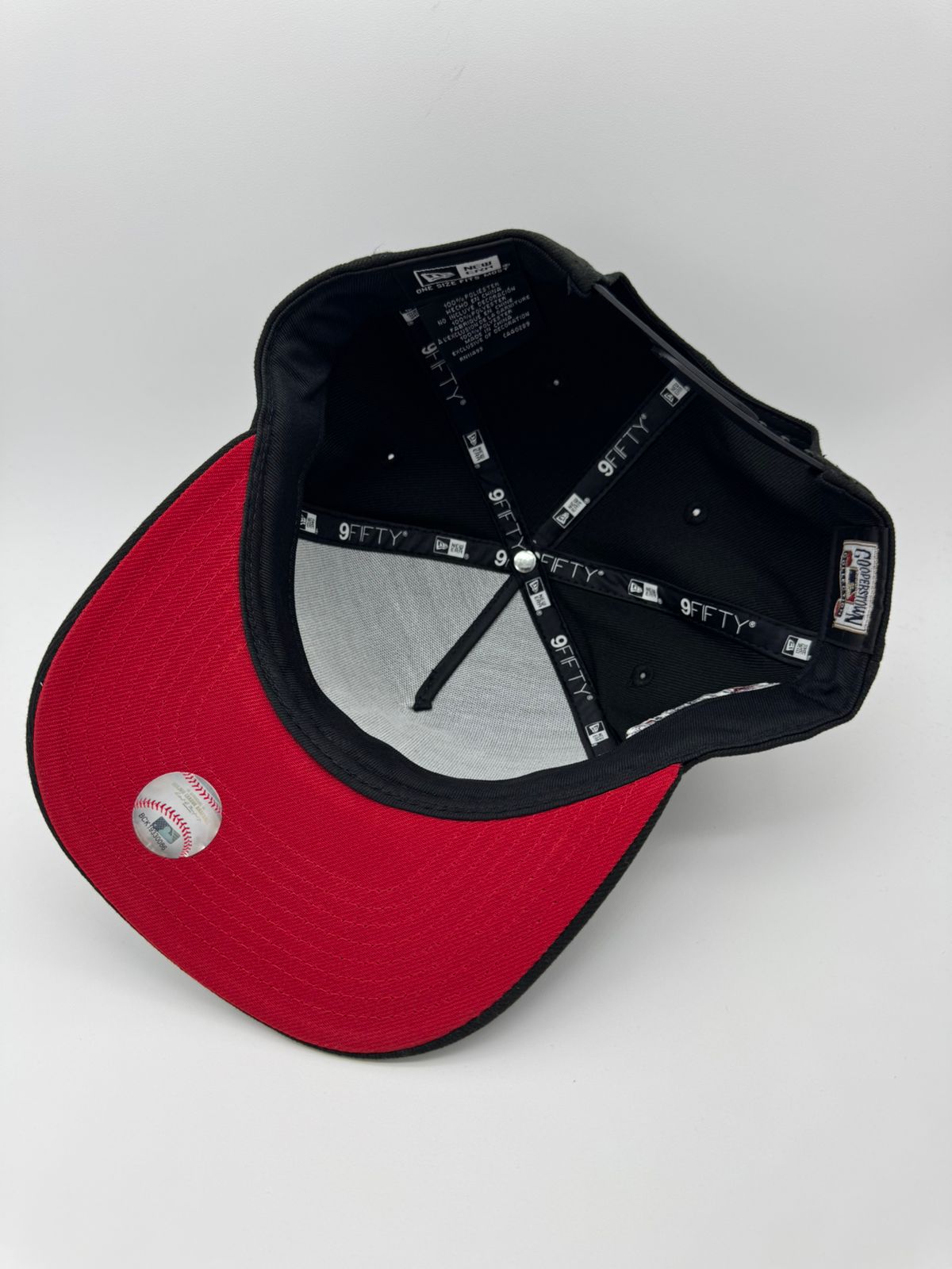 NEW ERA LA CORAZON ROJO