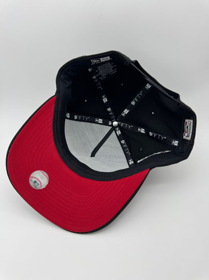 NEW ERA LA CORAZON ROJO