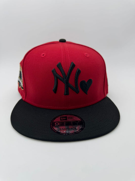 NEW ERA NEW YORK ROJA/CORAZON MAYOREO