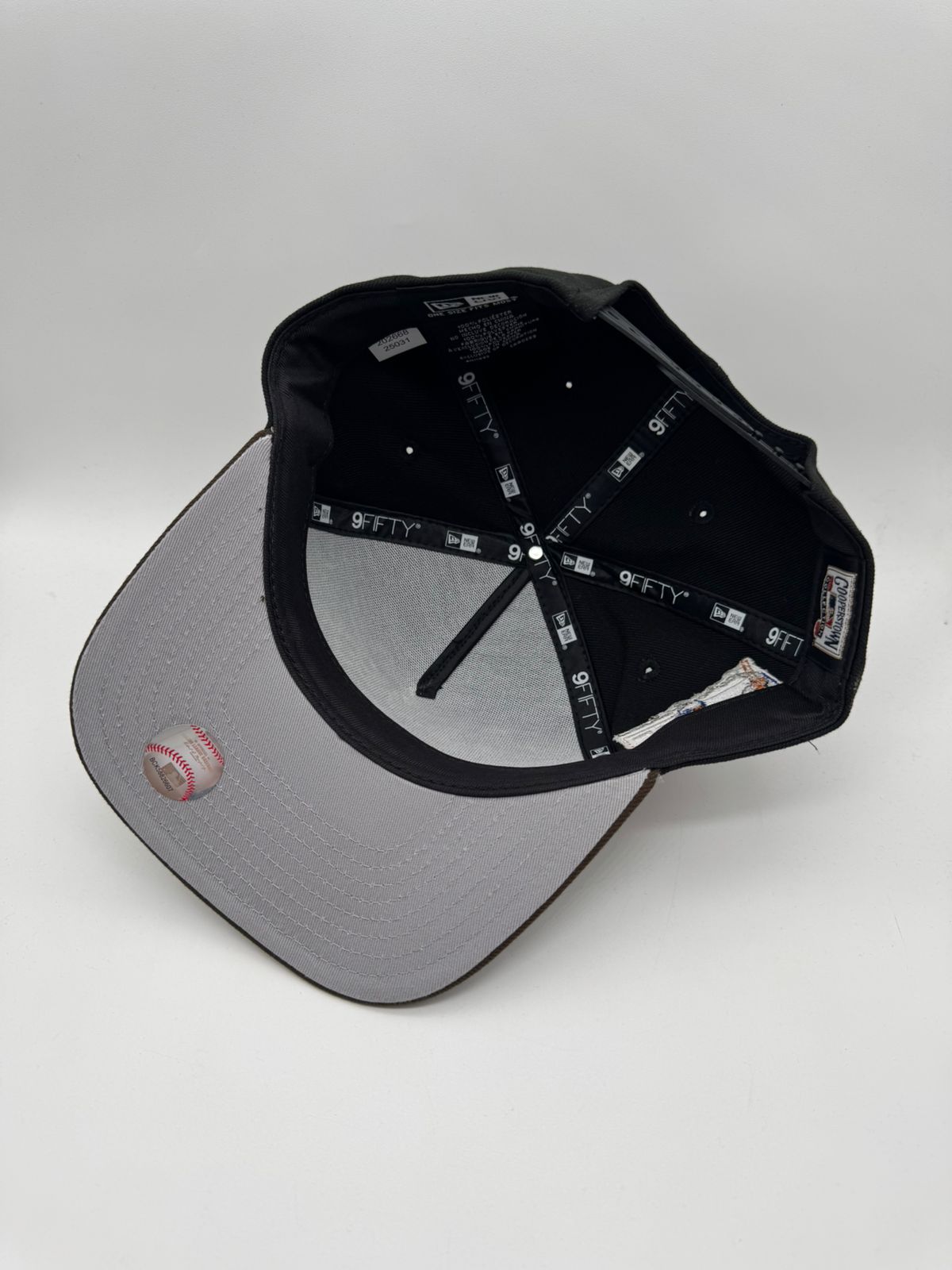 NEW ERA LOS ANGELES CAFE/NEGRA