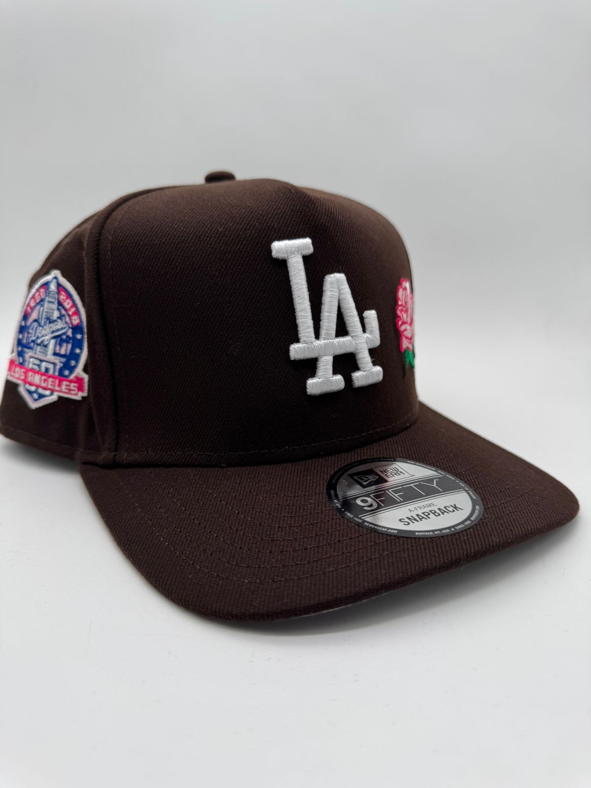 NEW ERA LA CAFE/ROSA