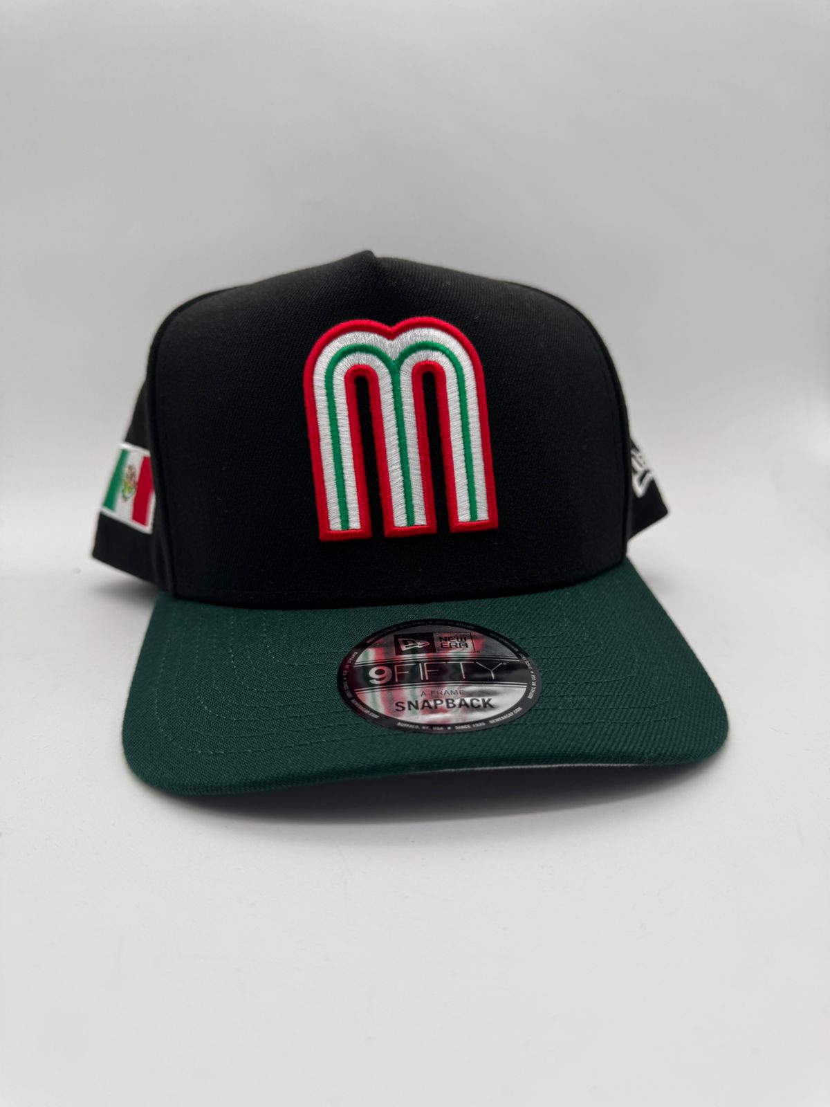 NEW ERA MEXICO NEGRA/VERDE MAYOREO