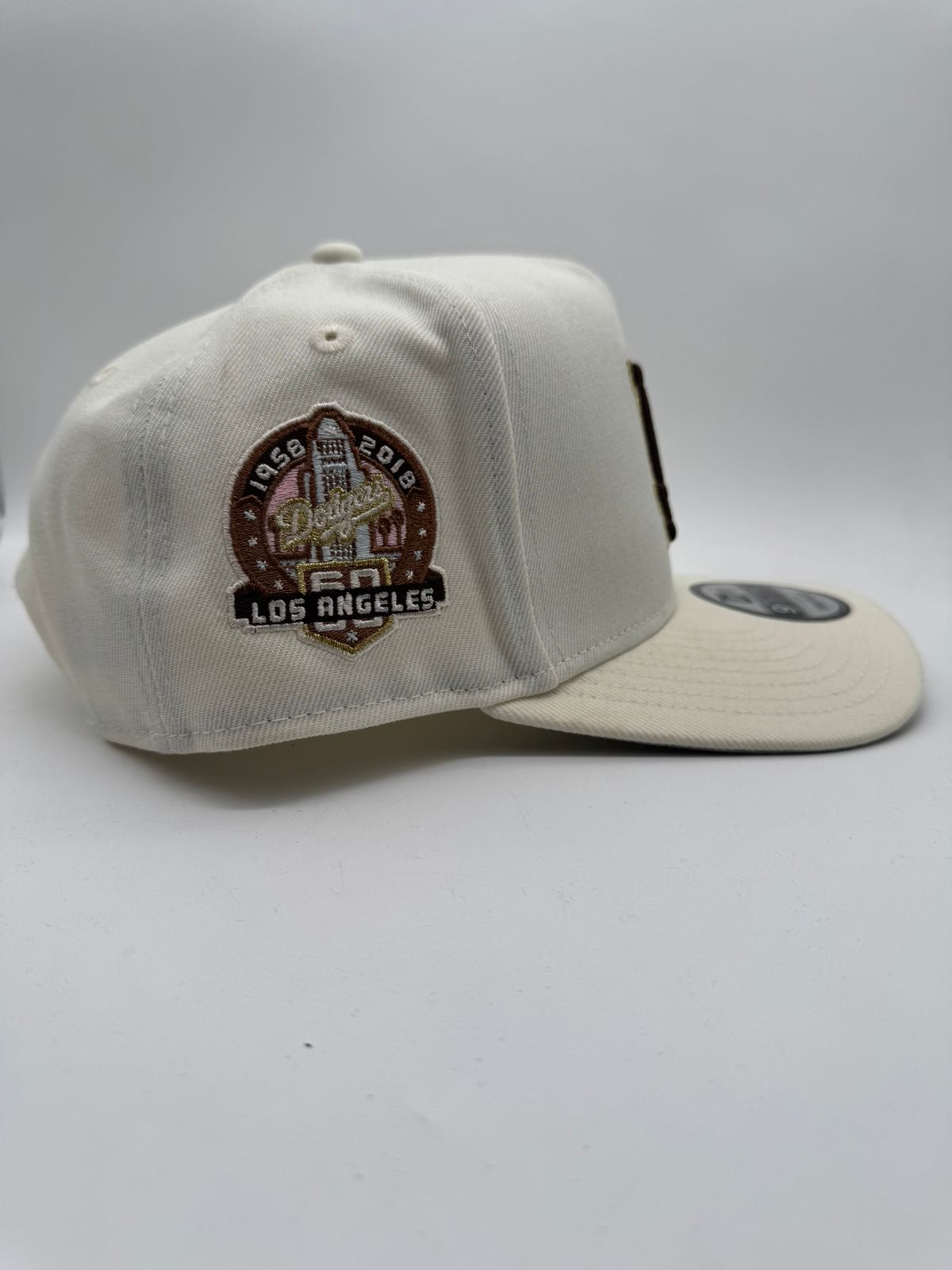 NEW ERA LA BEIGE MAYOREO