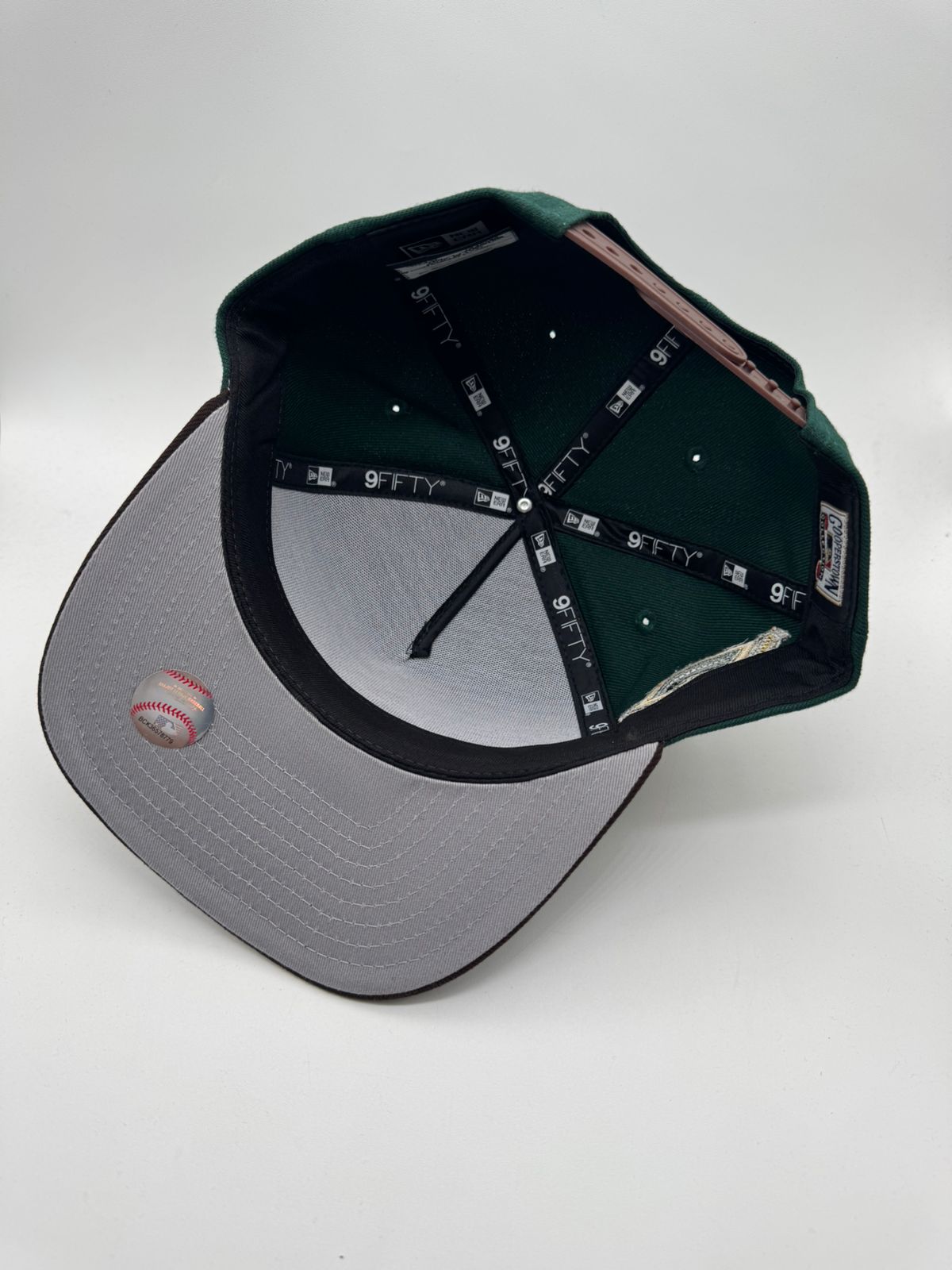 NEW ERA SOX VERDE/CAFE MAYOREO