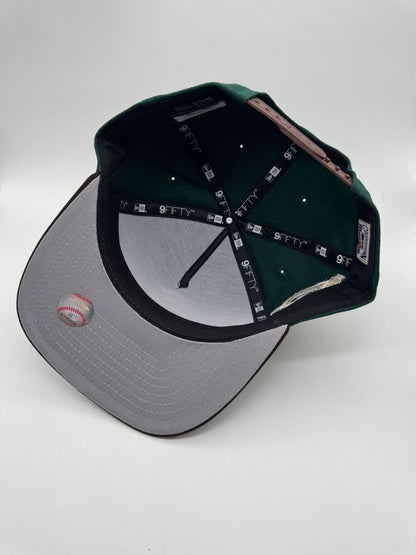 NEW ERA SOX VERDE/CAFE MAYOREO