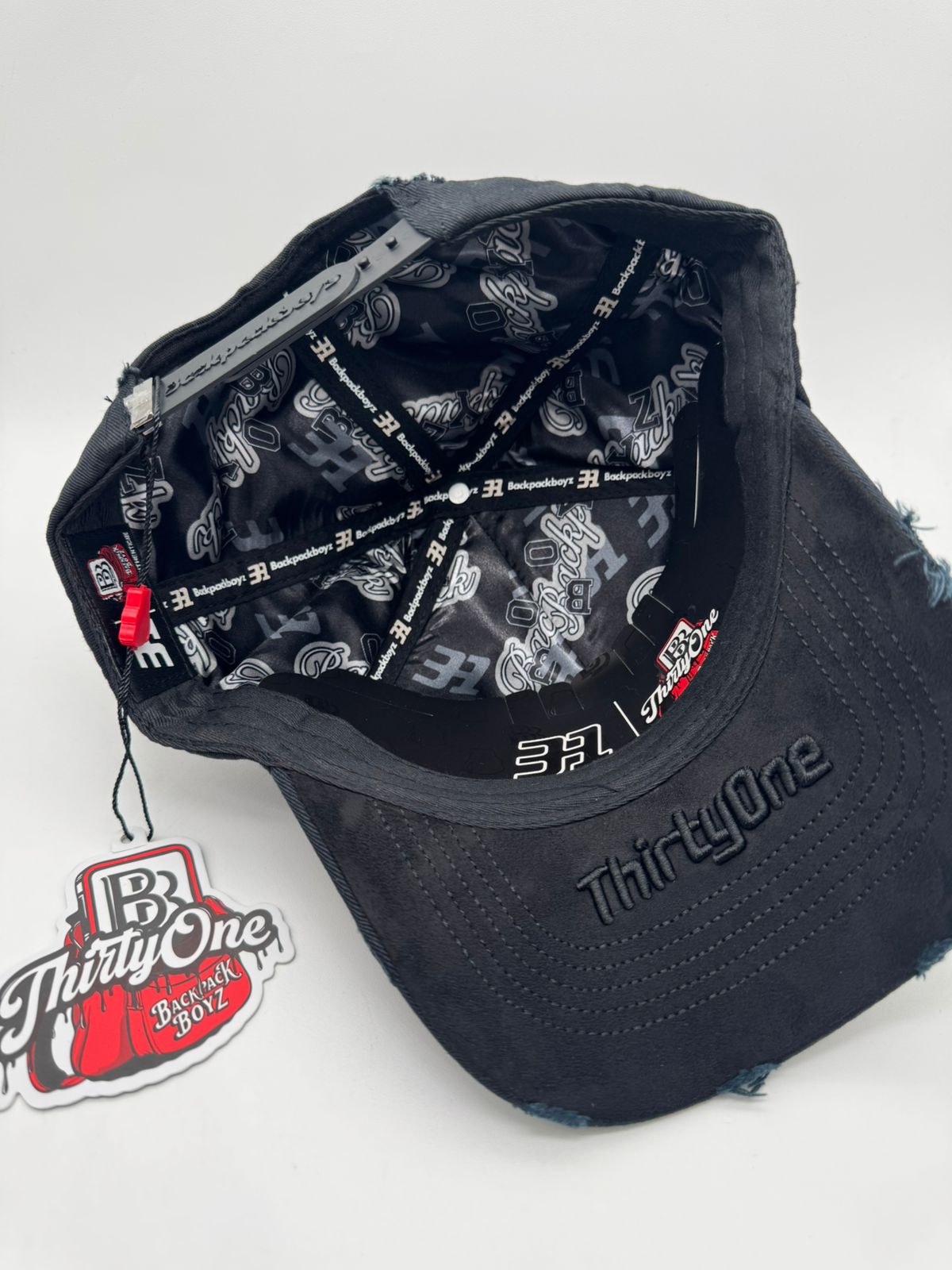 31 HATS BACK PACK PARCHES