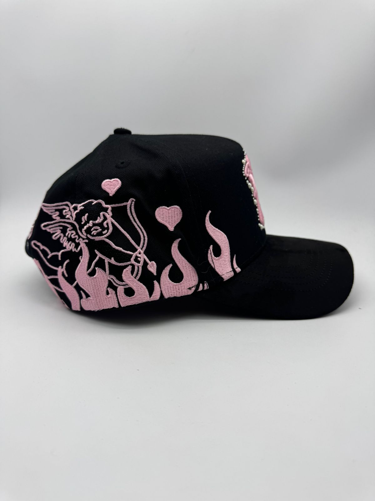 31 HATS NY PEARLS