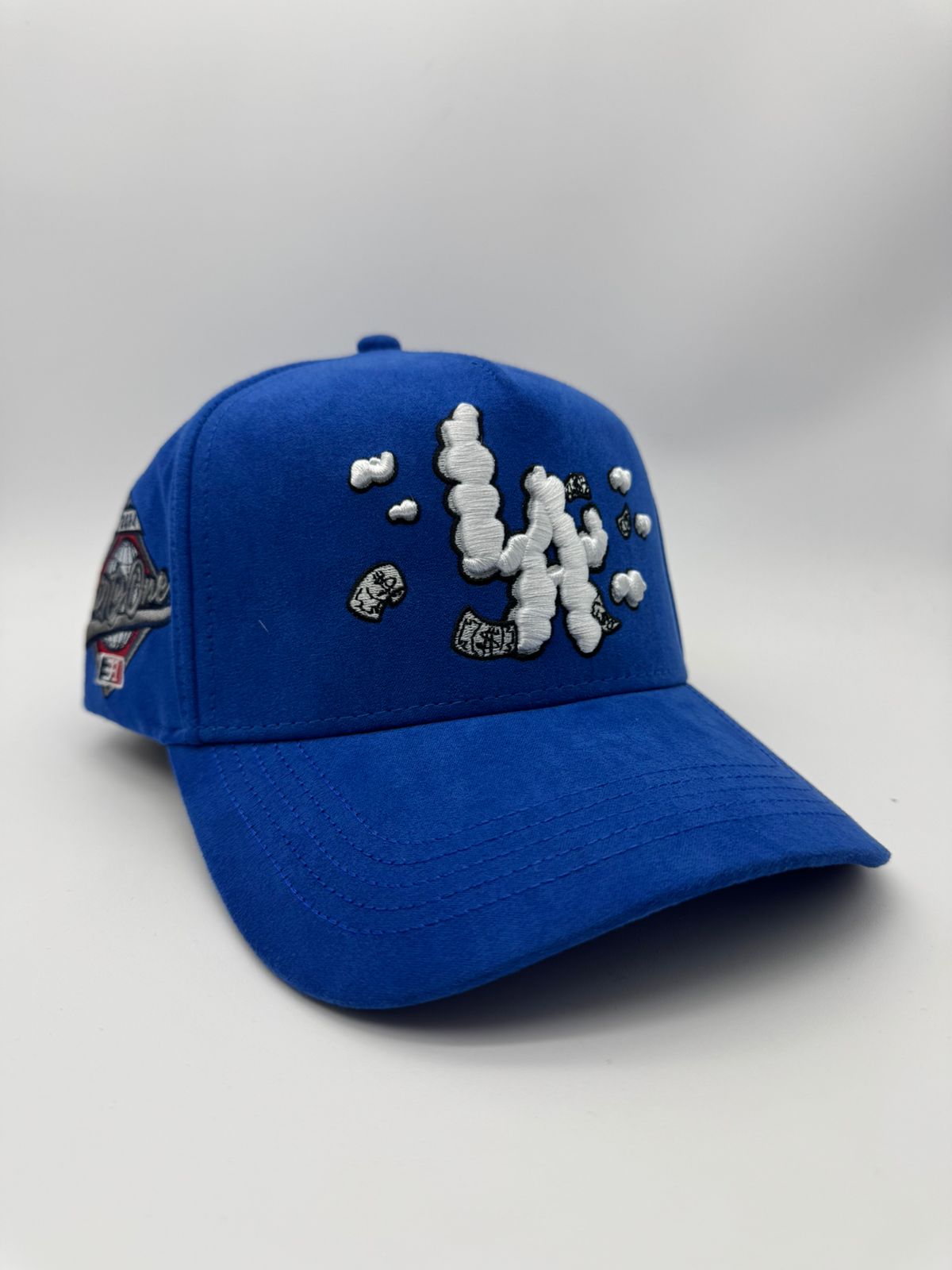 31 HATS LA CLOUD AZUL