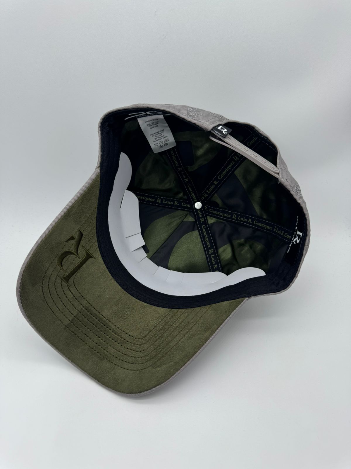 JC HATS TRAKAS GRIS